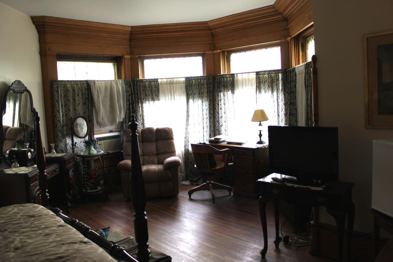Victorian Charm Inn Towanda Extérieur photo