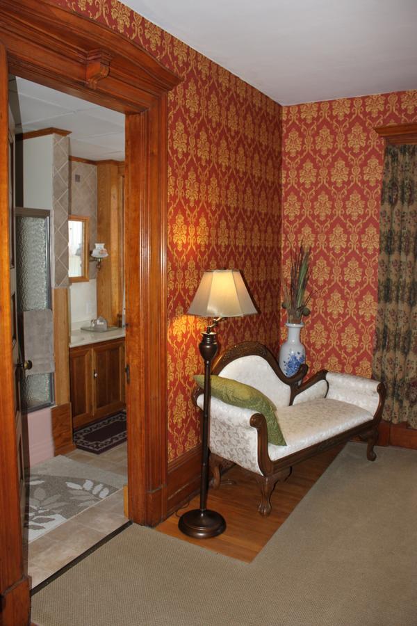 Victorian Charm Inn Towanda Extérieur photo