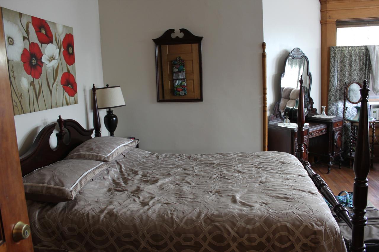 Victorian Charm Inn Towanda Extérieur photo